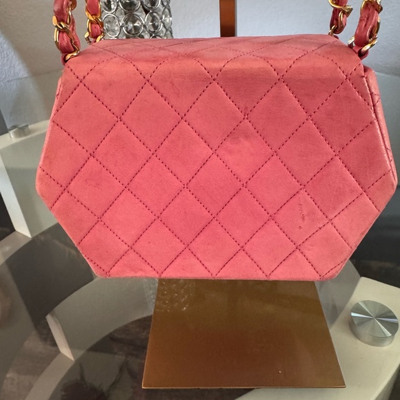 🌸100% Authentic Late 80’s Chanel Pink Leather bag🌸 - Picture 5 of 11
